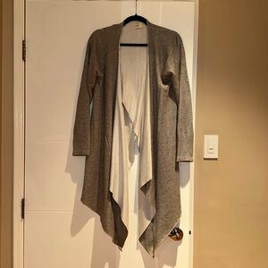 Grey cross cross cardigann